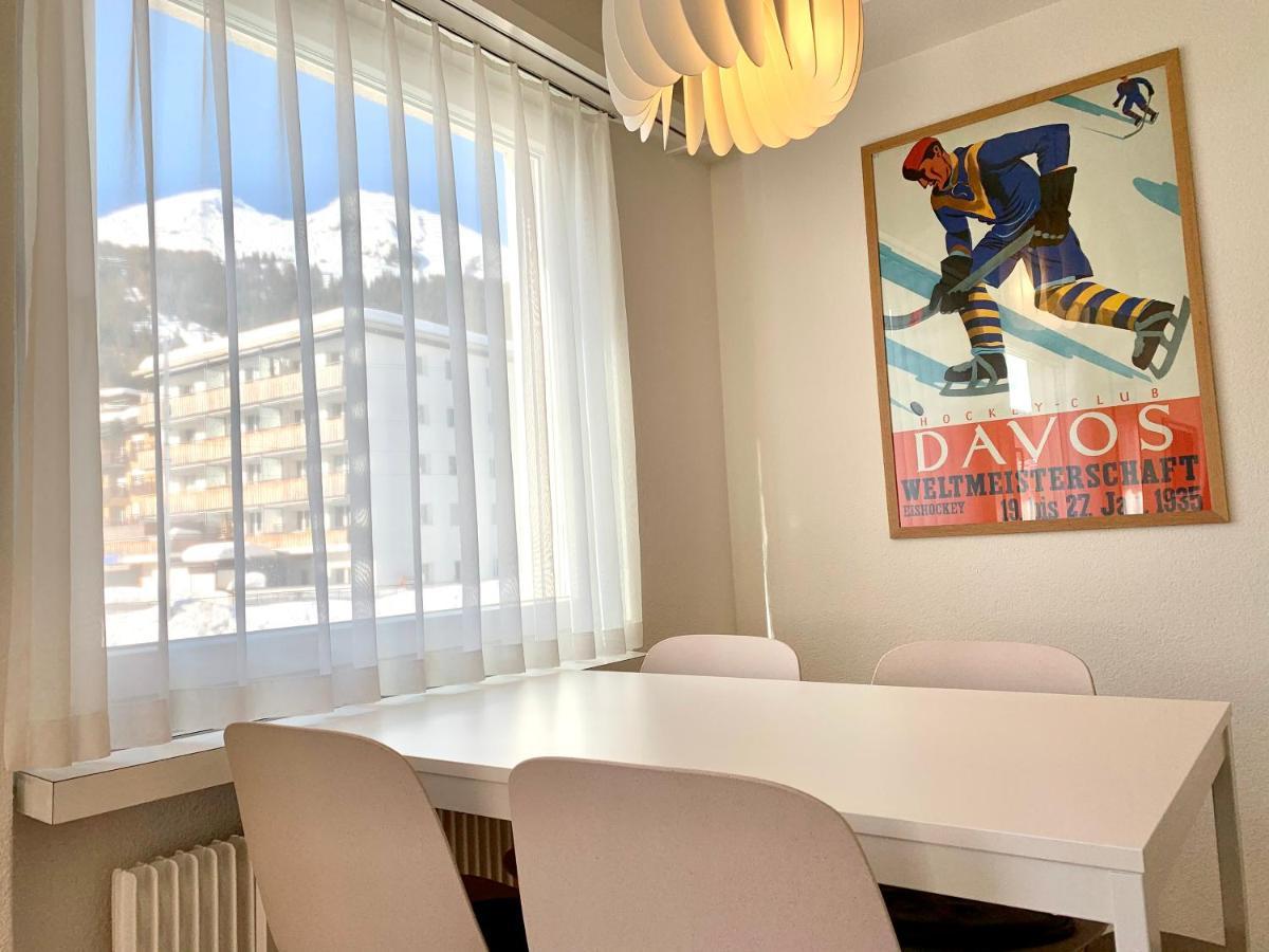 Holiday Apartment Bolgen - Close To Everything! Bolgen, Jakobshorn, Bus Stop, Train Station, Supermarket, Ski School, Ski Rentals, Restaurants And More! Давос Екстер'єр фото